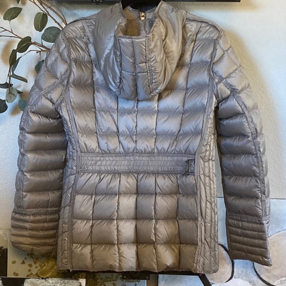 Vince Camuto NWOT Hooded Puffer Coat - Picture 5 of 8